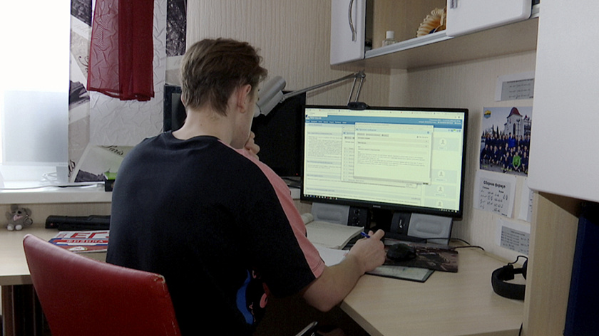 Школы Советского перешли на дистанционное обучение из-за высокой заболеваемости ОРВИ