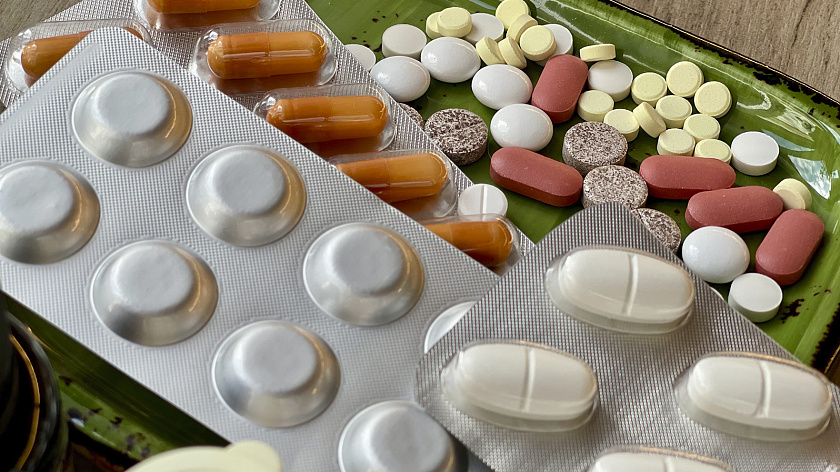 Эксперт по выживанию рассказал россиянам о содержимом аптечки для лесных походов