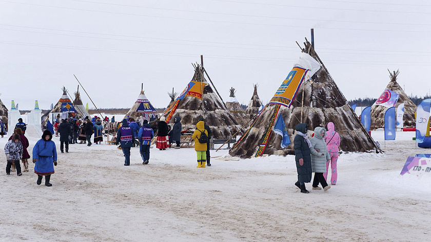 На Дне оленевода в Салехарде презентовали новые арктические вездеходы «Звезда»