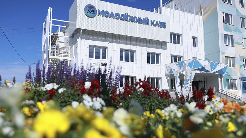 В Муравленко скоро завершится капитальный ремонт Молодежного центра 