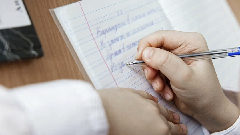 Салехардские школьники написали письма российским военнослужащим