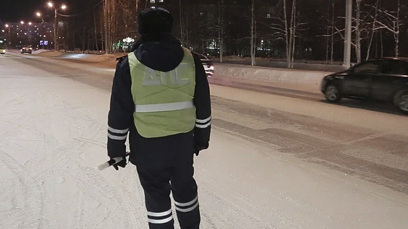 Водитель большегруза погиб в массовом ДТП под Тюменью