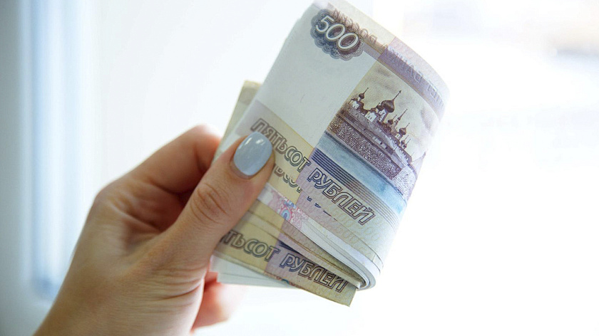 Семье уральцев пришлось раскошелиться на 300 тысяч из-за детского поклёпа на учителя