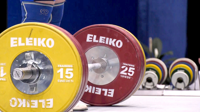 Тяжелоатлеты из Нового Уренгоя завоевали пять медалей на всероссийском турнире