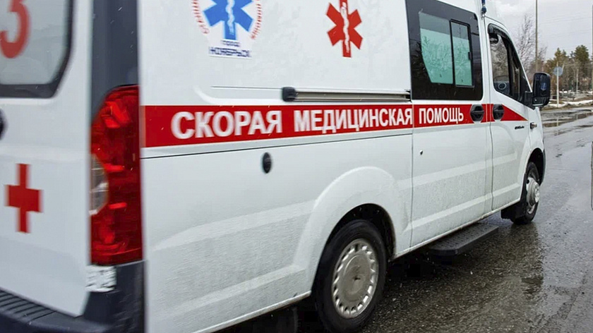 В Петербурге граффитист избил водителя скорой за замечание