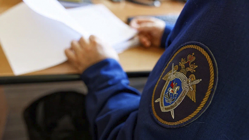 Житель Губкинского ответит перед судом за избиение полицейского