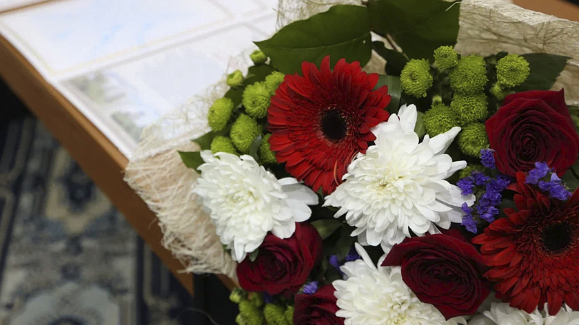 Путин наградил ямальскую семью орденом «Родительская слава» за воспитание семерых детей