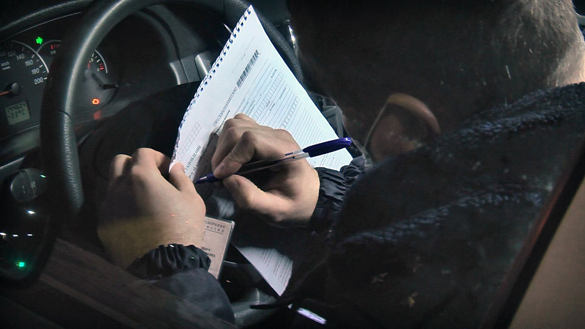 Полицейские Югры настигли бесправника с 88 штрафами и миллионными долгами