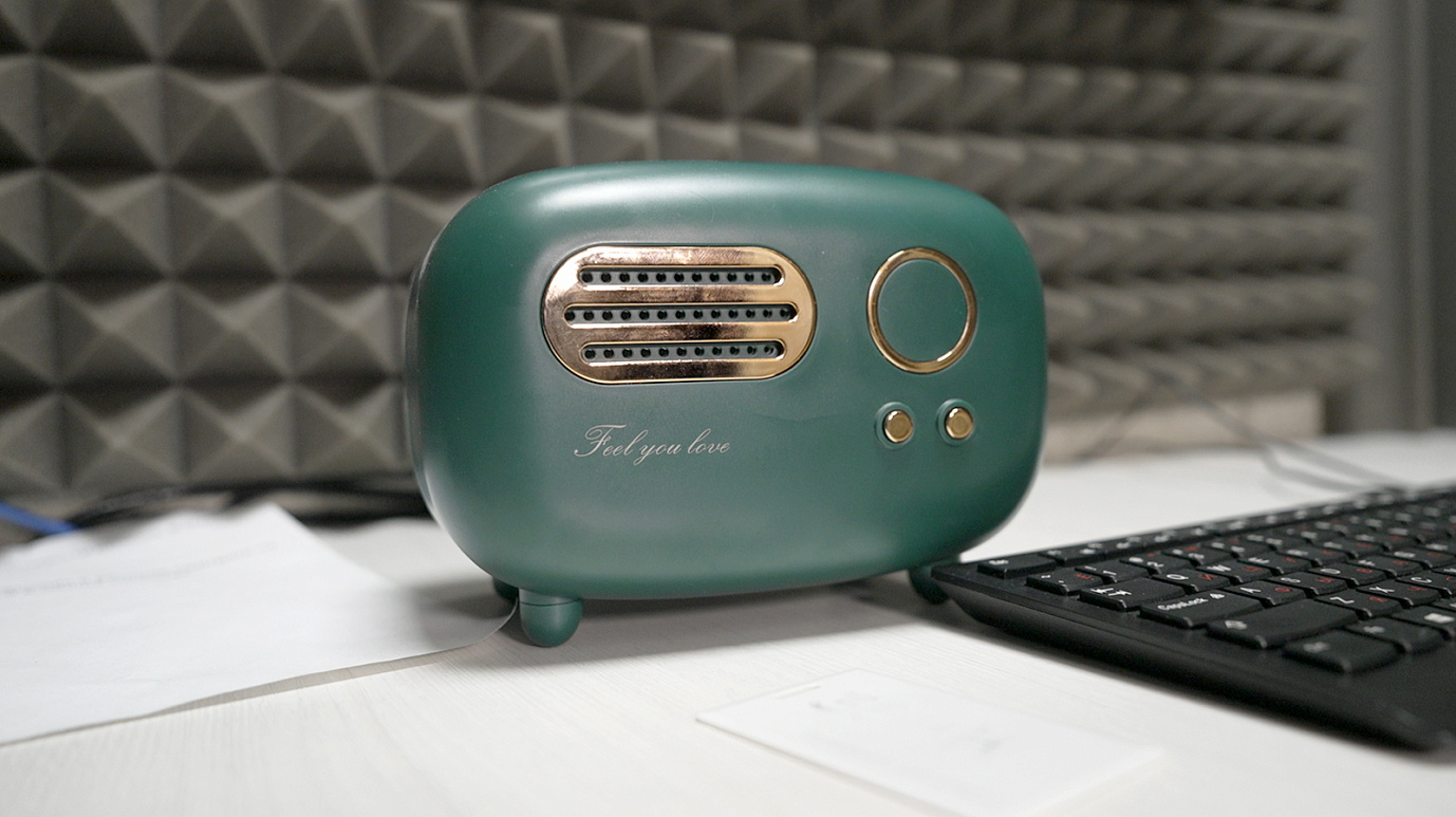 По ту сторону эфира: в День радио разбиваем мифы о «невидимках» с бархатными голосами