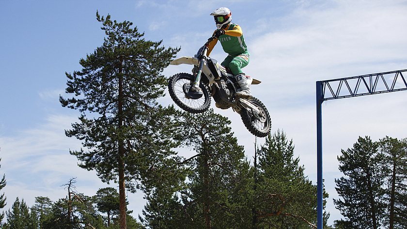 Ноябрьские мотокроссмены проведут день открытых дверей 13 сентября