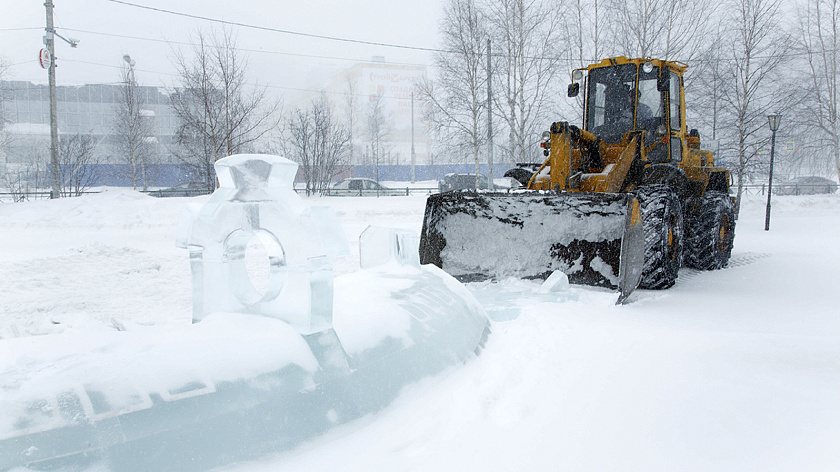 В Каменске-Уральском приступили к демонтажу ледовых горок