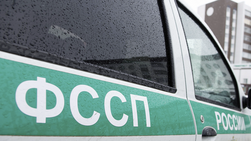 Судебный пристав спас 85-летнюю петербурженку от уловки мошенников