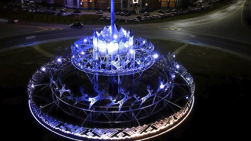 Салехардская стела «Корона Ямала» получила новую подсветку