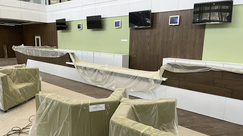 В Ноябрьске рассказали о ходе строительства самой современной поликлиники Ямала