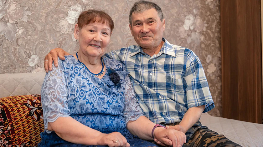 Семья Салиндер из Ямальского района награждена медалью ордена «Родительская слава»