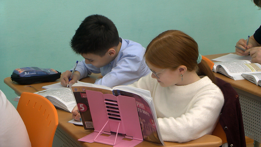 Ямальцы сэкономили 467 миллионов благодаря школьным сертификатам