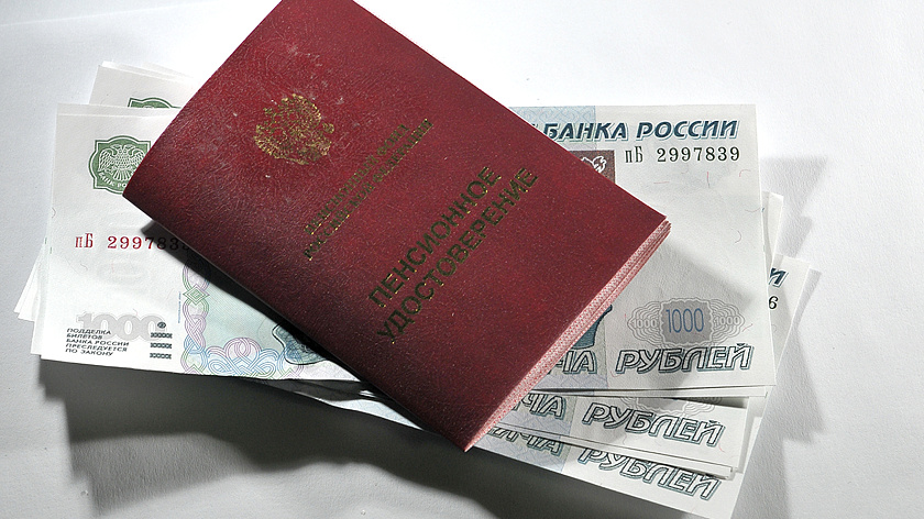 Россияне смогут повысить свою пенсию за счёт отпуска по уходу за ребенком