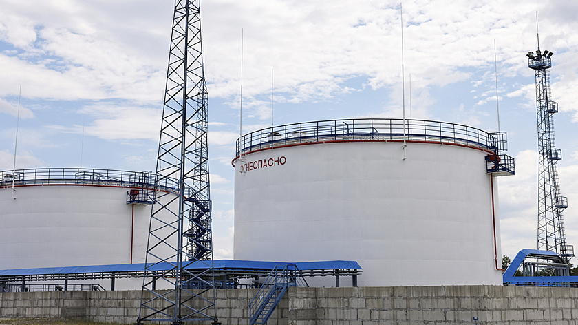 Пуровский НПЗ станет первым в России производителем адипиновой кислоты