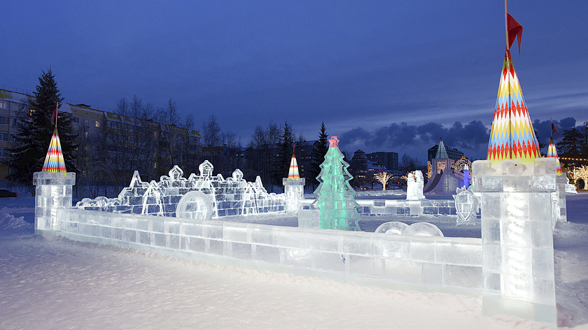В центральном парке Екатеринбурга из-за морозов закрыли аттракционы