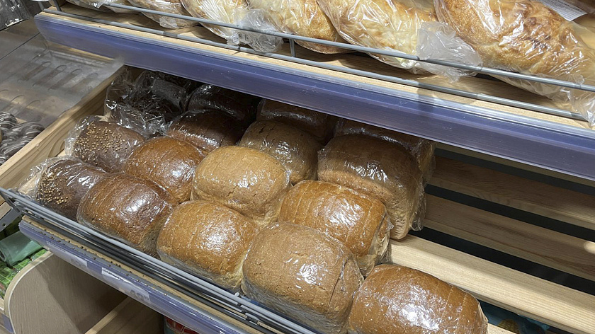 Надымчанам назвали причину дефицита хлеба в городских магазинах