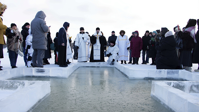 В Ямальском районе оборудуют три купели для окунания в Крещение