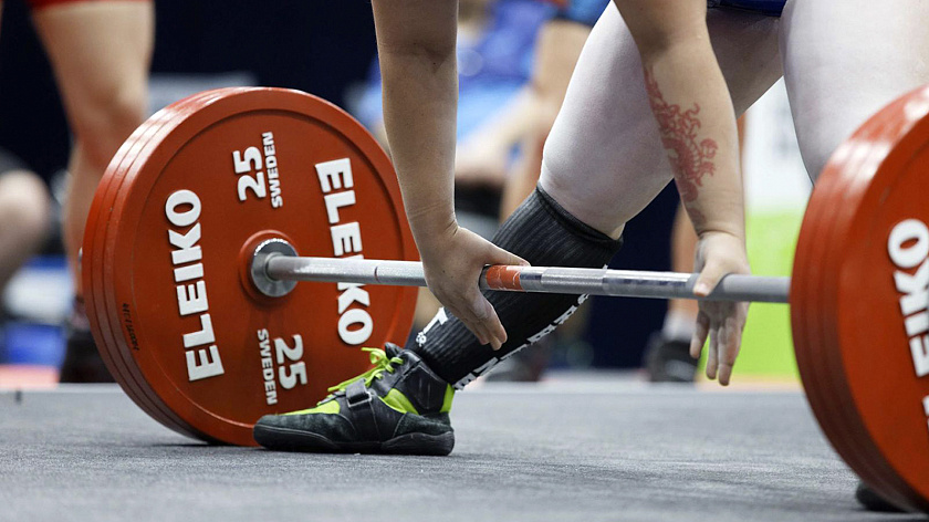 Двое югорчан завоевали золотую и серебряную медали в чемпионате мира по пауэрлифтингу