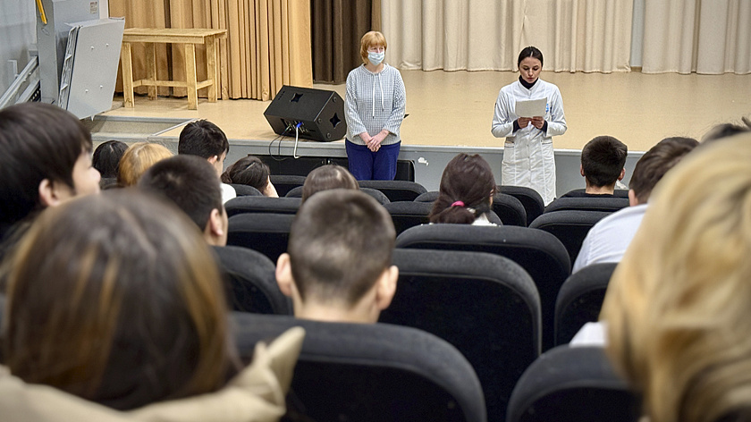 Более 400 пуровчан приняли участие в профилактических мероприятиях против ВИЧ