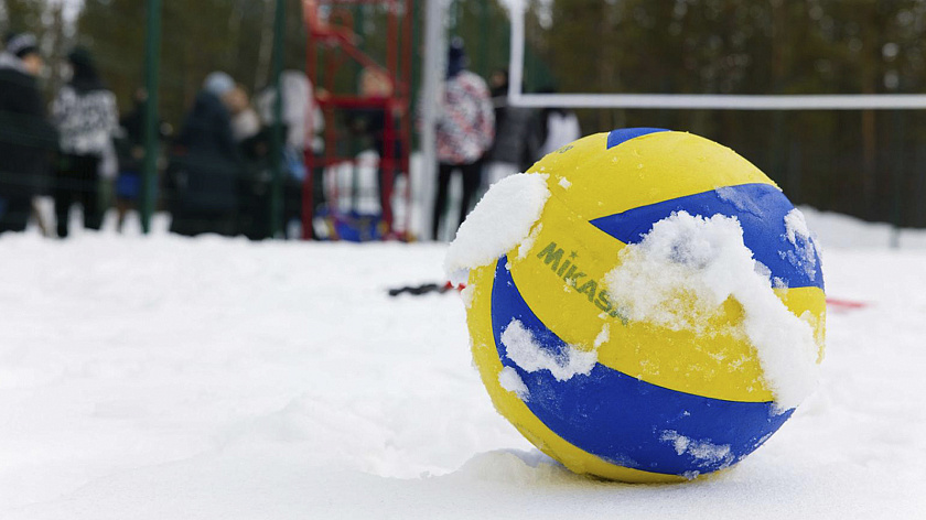 «Факел Ямал» взял серебро казанского этапа чемпионата России по волейболу на снегу