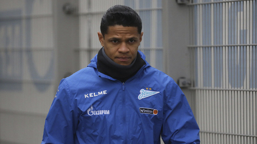  Капитан «Зенита» Дуглас Сантос признался, что рад вызову в сборную Бразилии