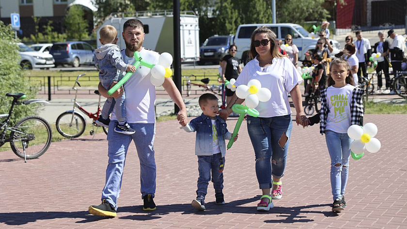 Ямальцы присоединились к всероссийскому параду семьи