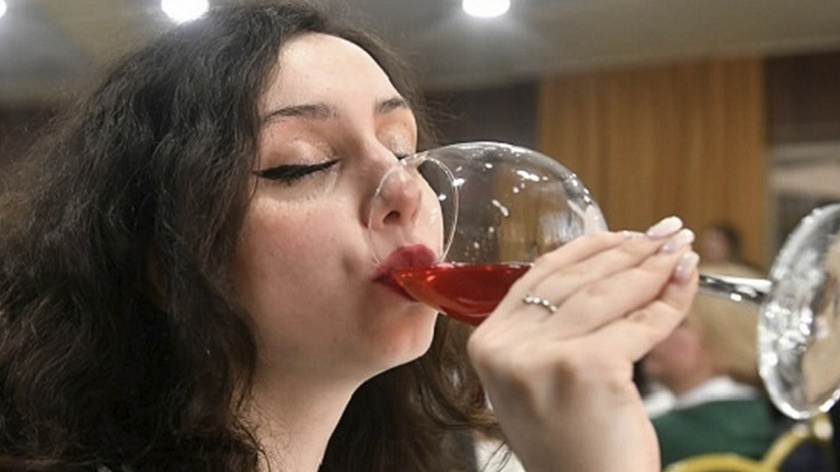 В Свердловской области снизилось число жителей, страдающих алкоголизмом