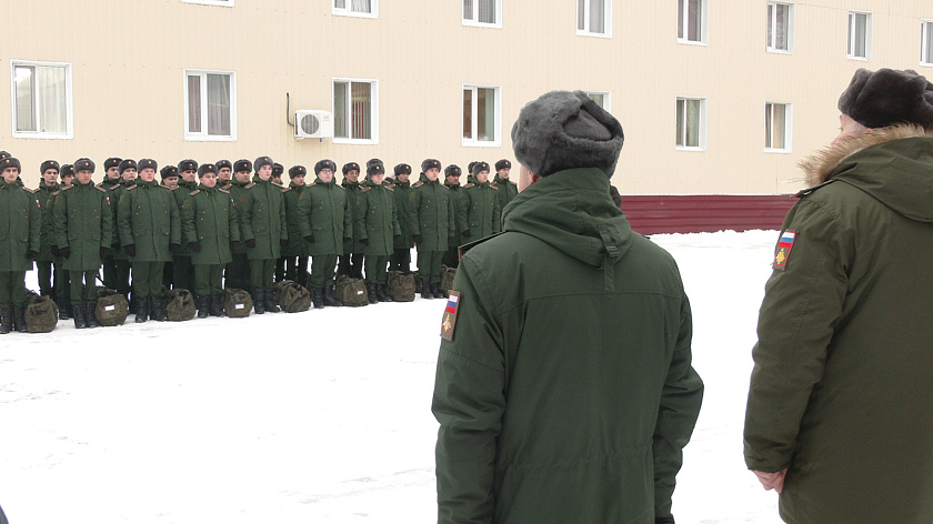 На Ямале началась отправка призывников на срочную службу в армию