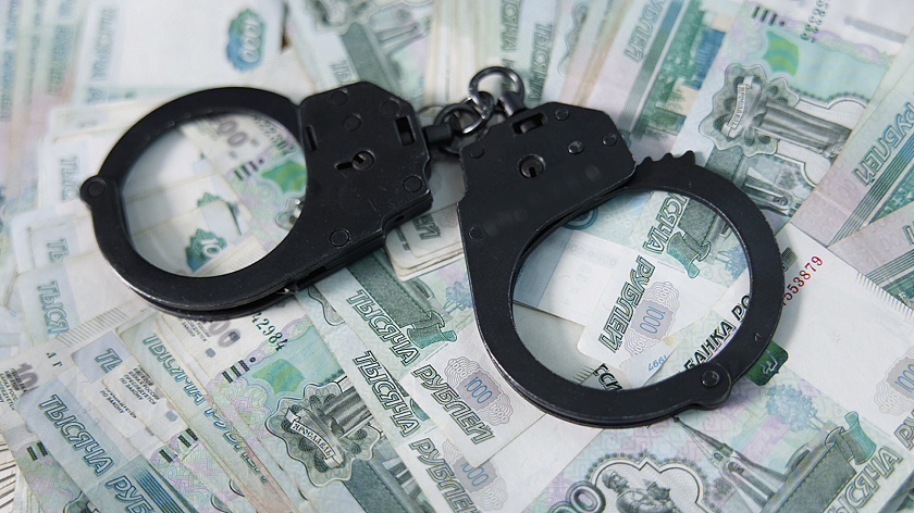 На Ямале 7 чиновников уволены за утрату доверия из-за коррупции