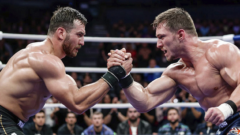 В Салехарде стартовали соревнования по армрестлингу 