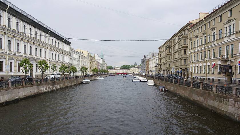 Более 2,4 тысячи людей нашли волонтёры ЛизаАлерт в Петербурге в этом году