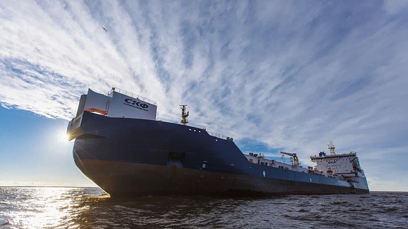 Салехардский речпорт оштрафовали за незаконный выпуск маломерного судна в море