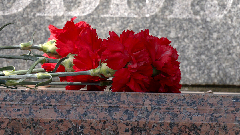 В Пуровском районе открыли сквер Победы с этнопарком 