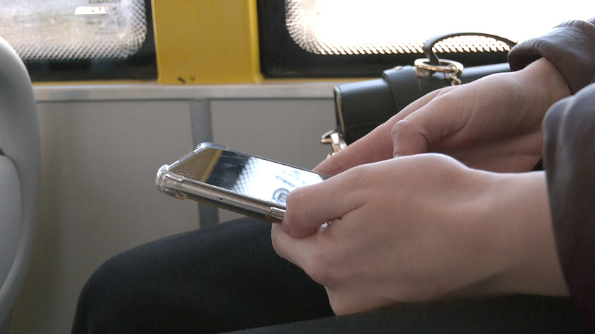 Жители Тарко-Сале массово жалуются на проблемы с мобильным интернетом