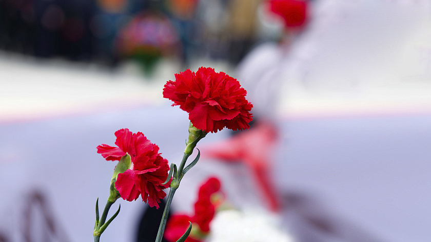 Пуровские медики увековечат имена Героев