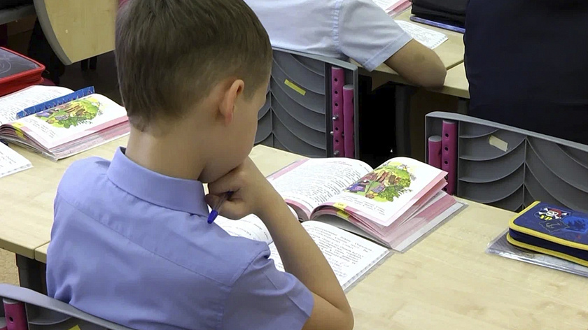 Салехардские школьники прочитали творчество ямальских поэтов жителям других регионов