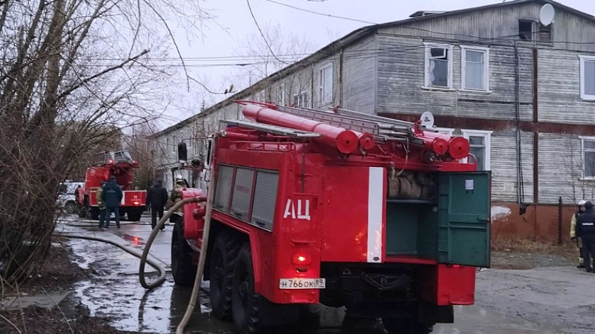 Брошенный окурок мог стать причиной пожара в жилом доме в Лабытнанги