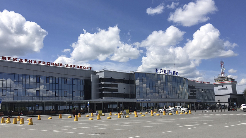 Михаил Мишустин отметил удобство тюменского аэропорта