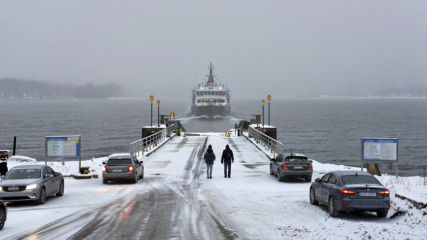 На Ямале ожидаются очереди на курсирующий между Салехардом и Лабытнанги транспорт 