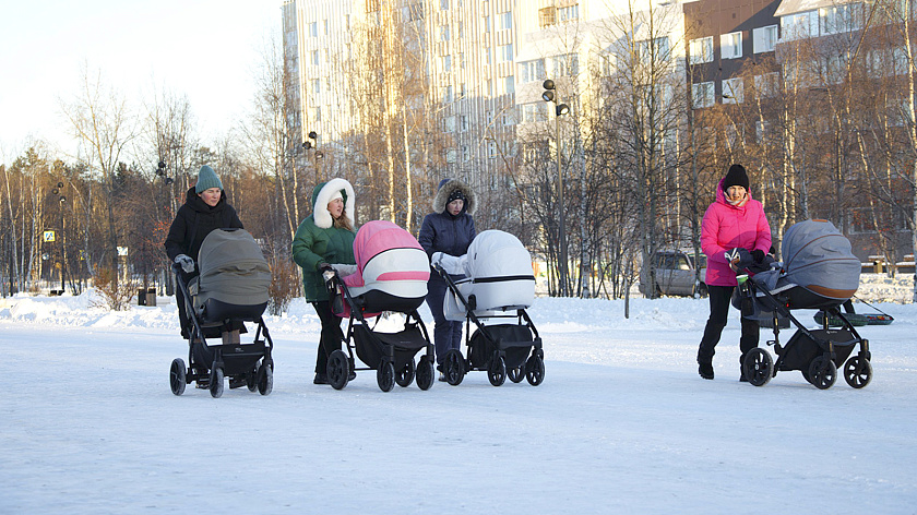 В Тюмени более десяти тысяч семей получили выплаты за рождение ребёнка