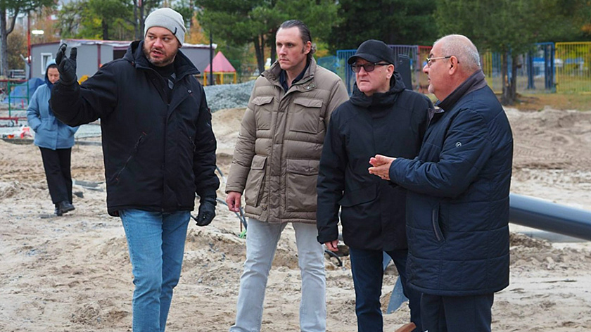 В Надыме депутаты проинспектировали ход строительства городского парка