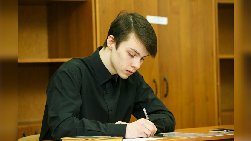 Свыше 1500 школьников Ямала обучаются в предпрофильных классах «АрктикУМ»