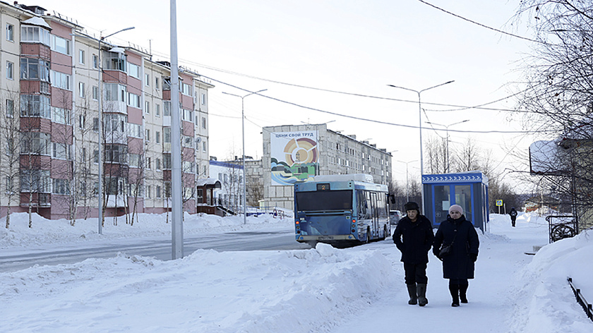 В Надымском районе с начала 2025 года появилось 12 новых теплых остановок