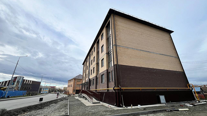 Госстройнадзор отчитался о ходе строительства дома на Трудовой в Салехарде 