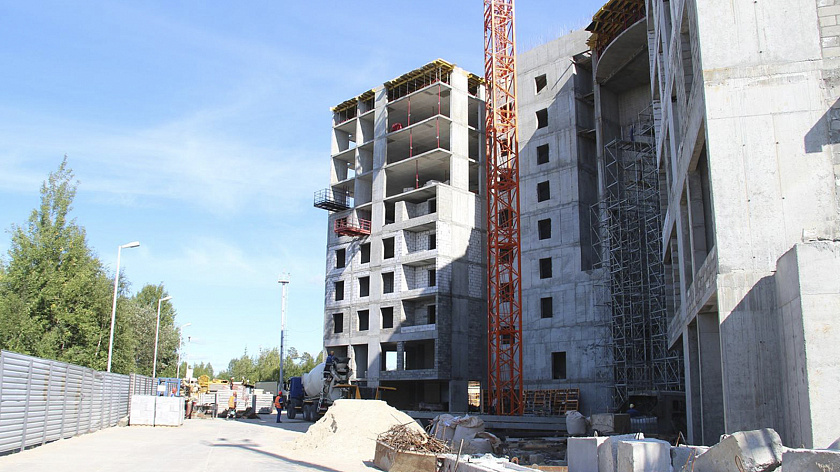 В Харпе возводят четыре новых многоквартирных дома