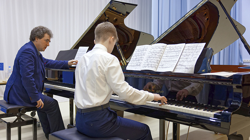 На Ямале утвердили список культурных вакансий с единовременной выплатой